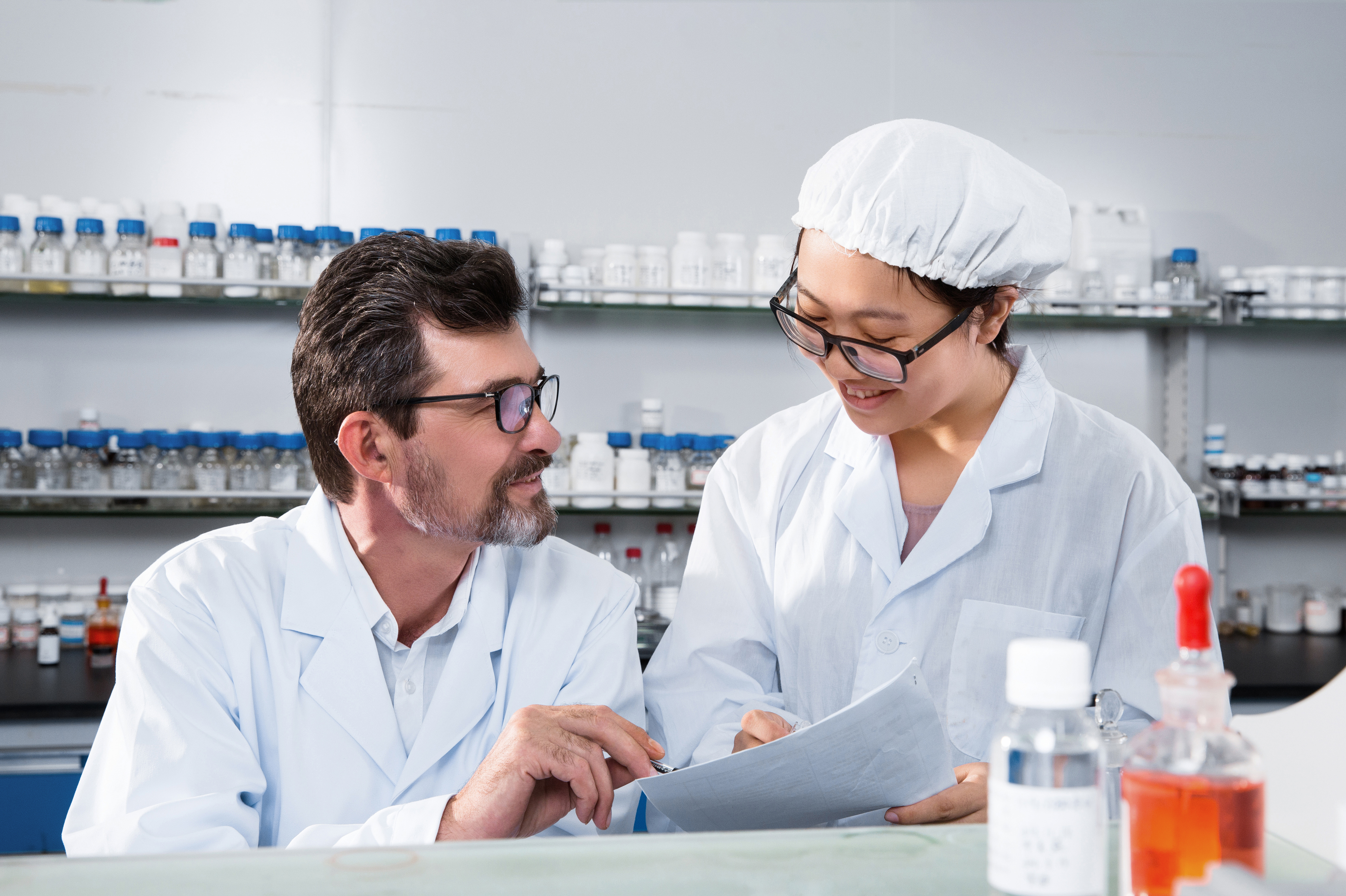 说韩中关系全面恢复是本届政府最重大的外交成就