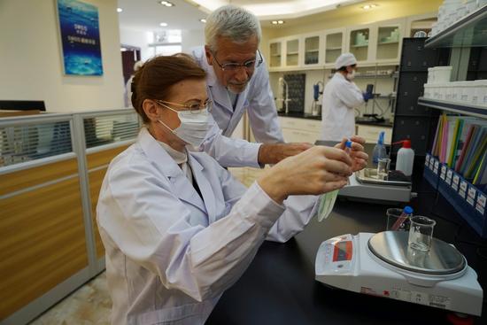 特别是在干燥的环境中