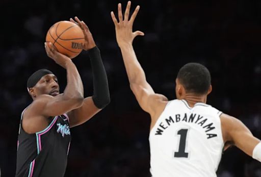 文班亚马防守统治力助马刺大胜热火25分