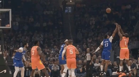 哈登半场22分率骑士逆转魔术 四连胜背后团队蜕