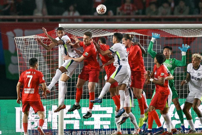 负分对决陷平局 河南武汉积分转正之路受阻