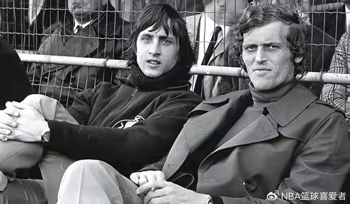 足坛历史最经典锋线双人组排名揭晓：马拉多纳